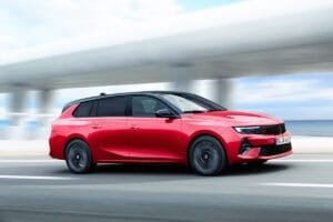 Opel Astra Sports Tourer Electric : The Versatile Electric Wagon